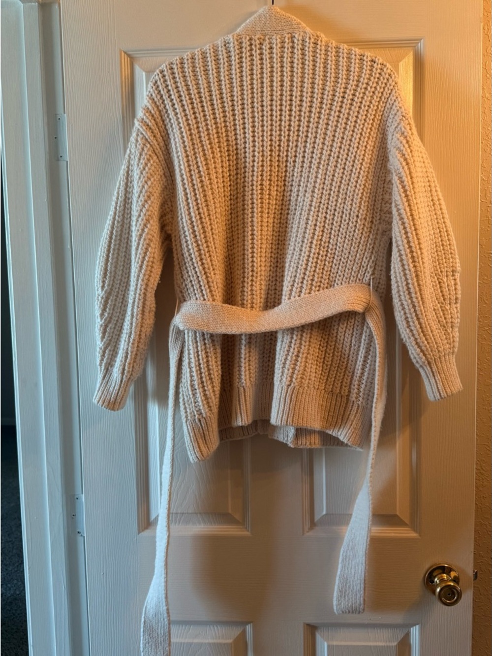 H&M Cream Chunky Knit Belted Cardigan - Picture 4 of 4